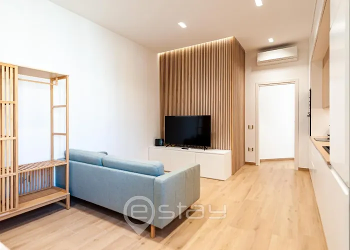 Victoria\'S New Apartment