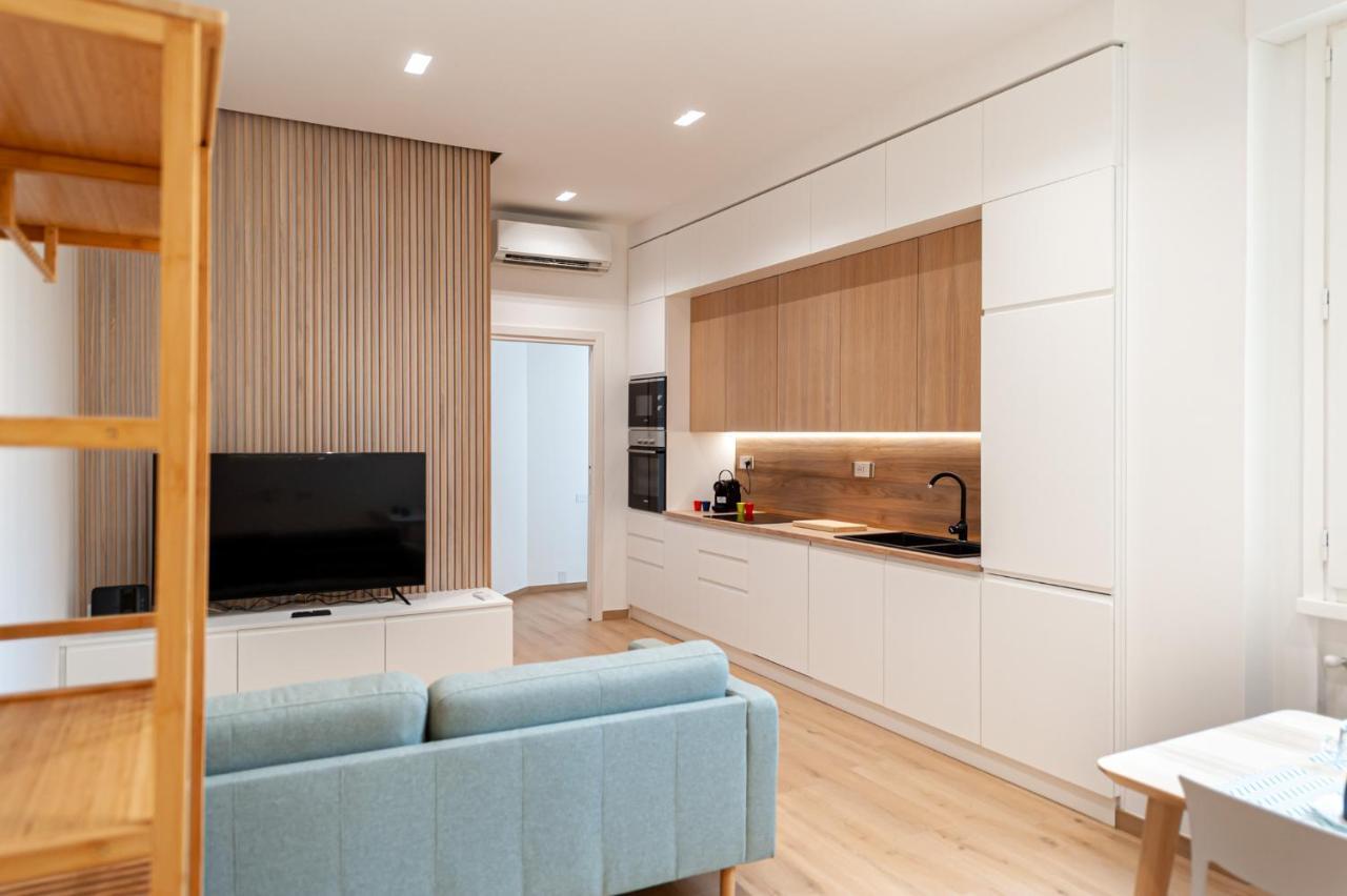 Victoria's New Apartment